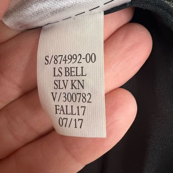 Banana Republic Black White Lined Bell Sleeve‎ V Neck Tweed Midi Dress Small - Picture 11 of 14